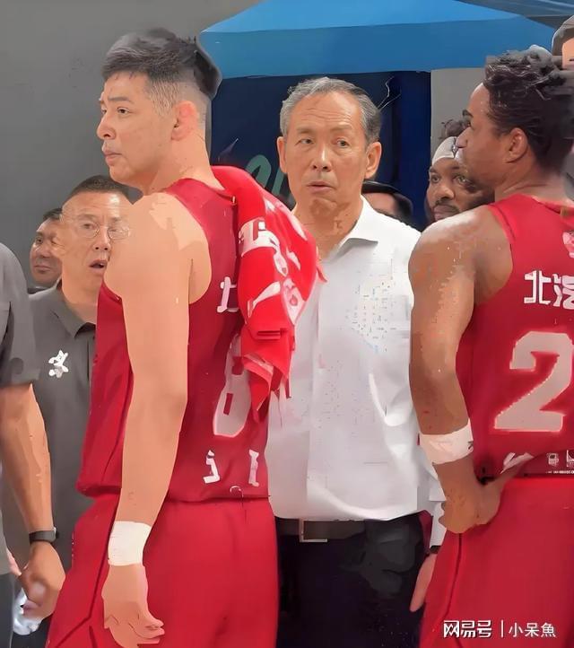 关于北京队外援强势发威，团队配合默契的信息